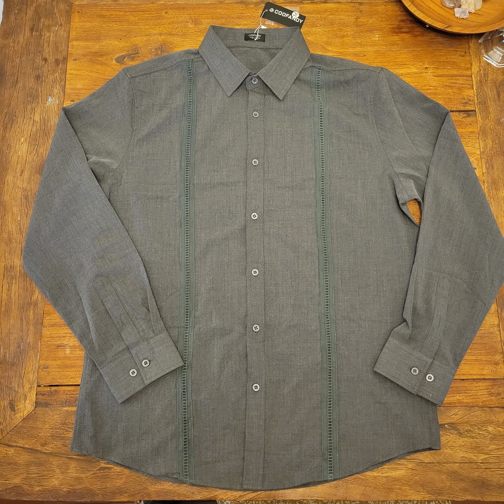 NWT Men's Grey Button Up Shirt